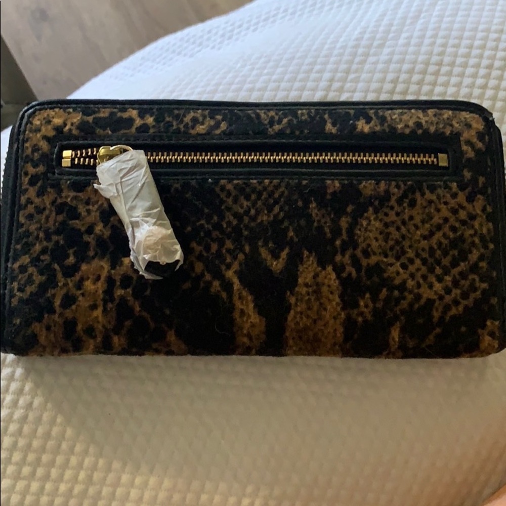 Wallet - Picture 2 of 2